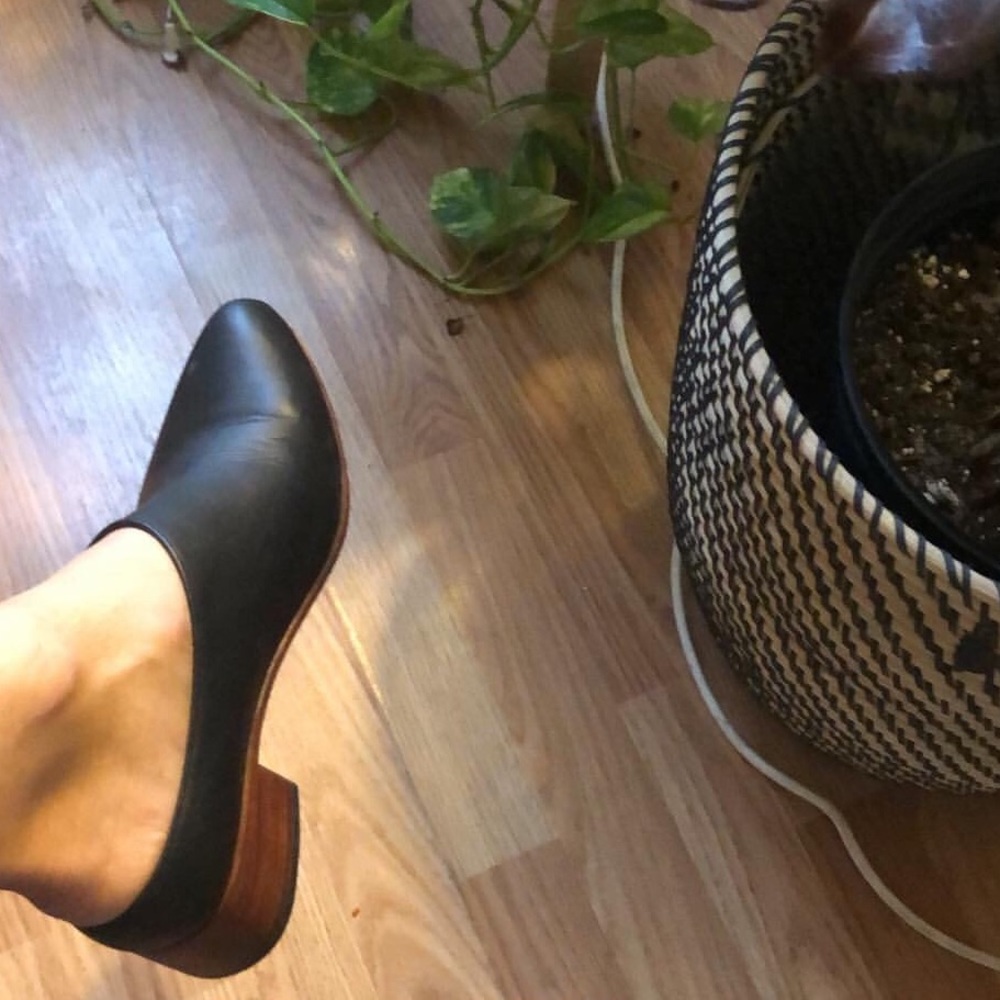 Discontinued Nisolo Sofia Mules - Good condition!